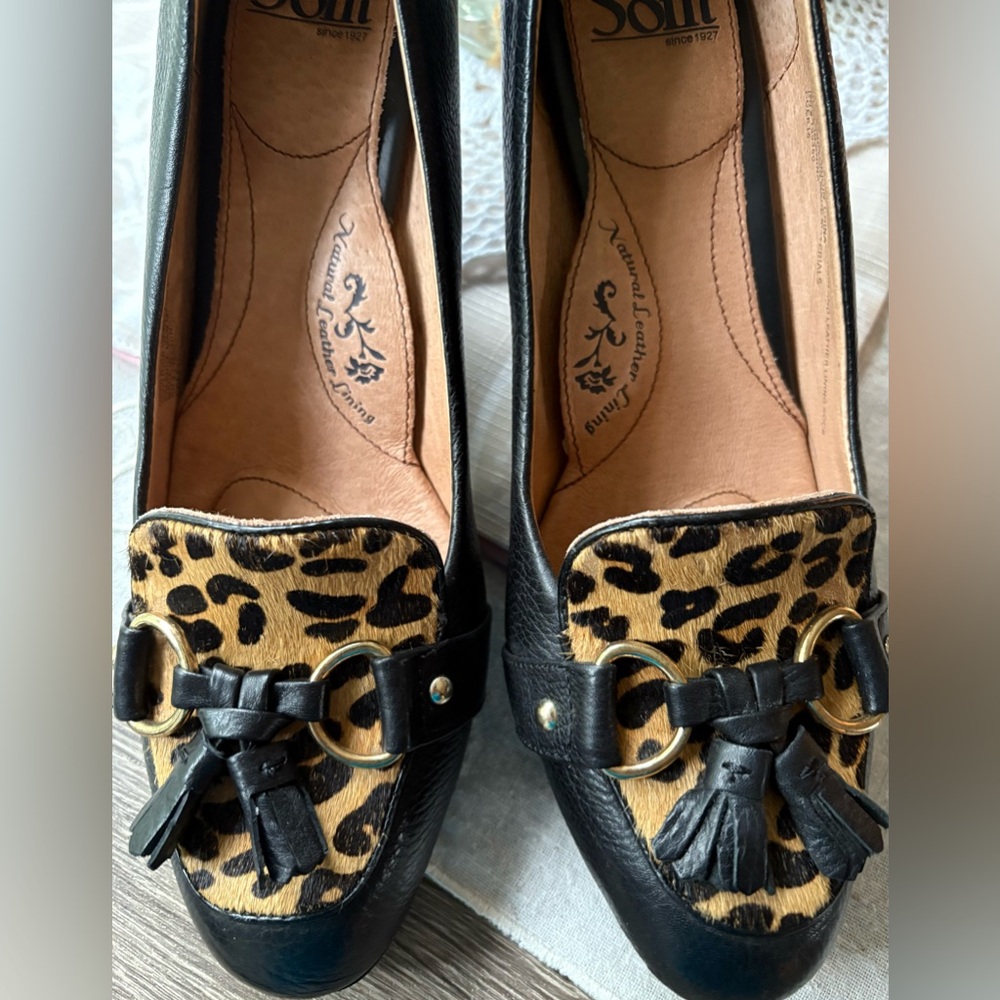 Sofft Black Leather Heels Size 9 – Leopard Print Tassel Loafers, Great Condition
